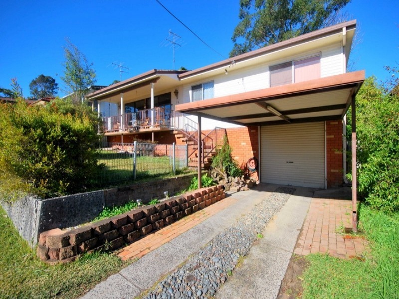 35 Maple Street, Wyoming NSW 2250