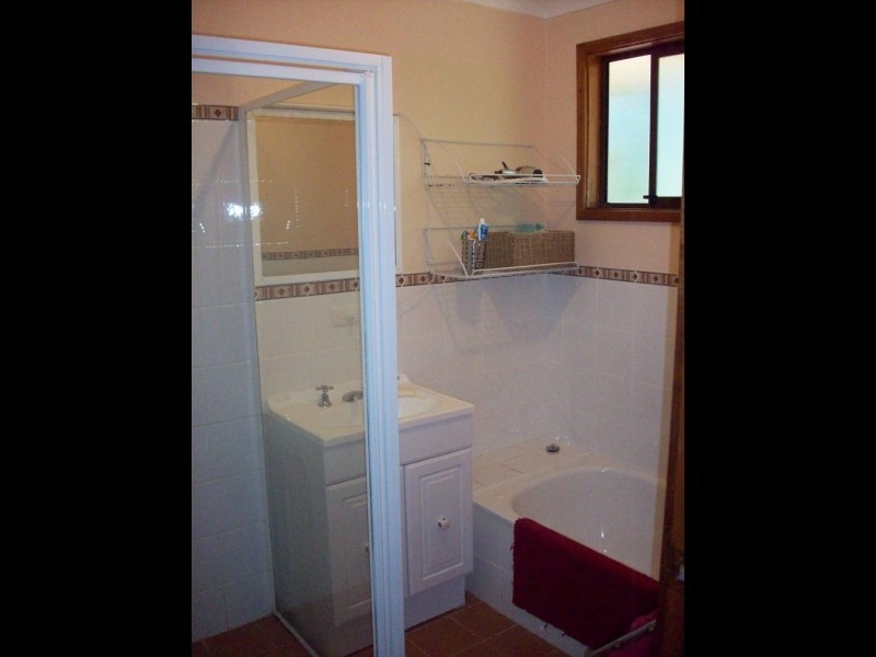 46 Rain Forest Road, Wyoming NSW 2250