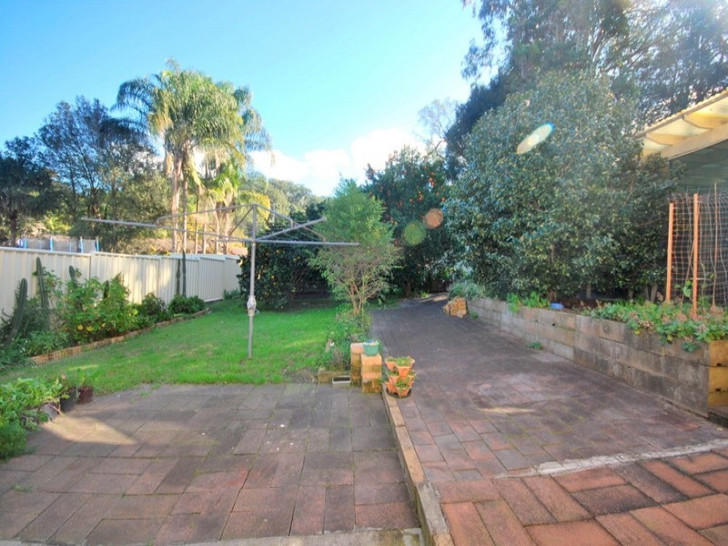 15 Lynnette Crescent, East Gosford NSW 2250