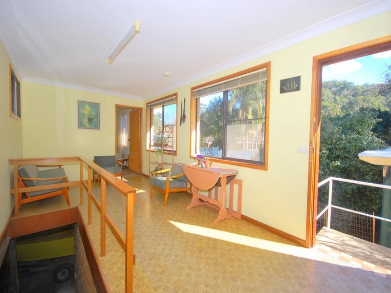 15 Lynnette Crescent, East Gosford NSW 2250