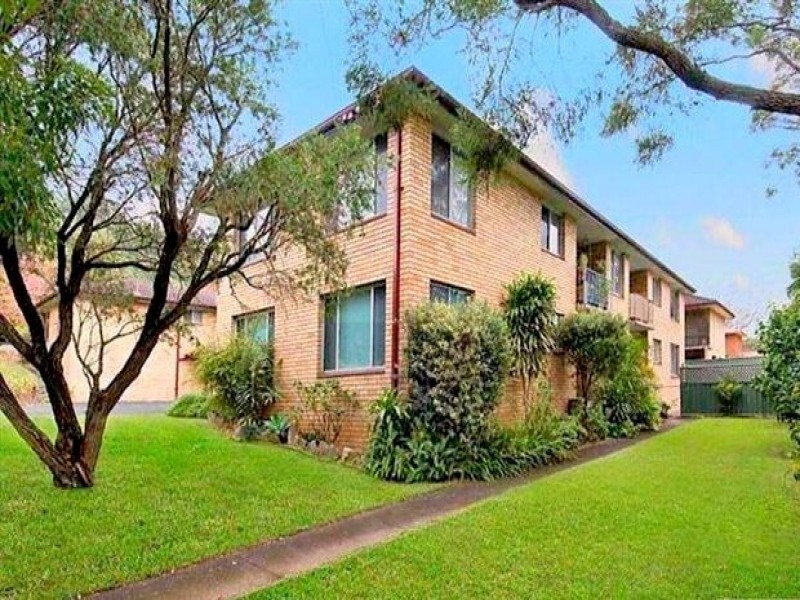 8/22 Sinclair Street, Gosford NSW 2250