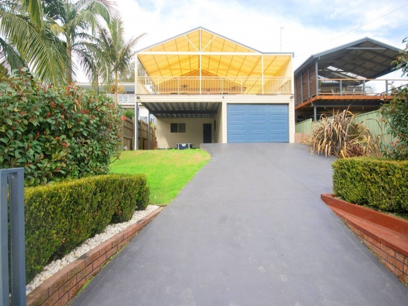12 Hammersmith Road, Erina NSW 2250