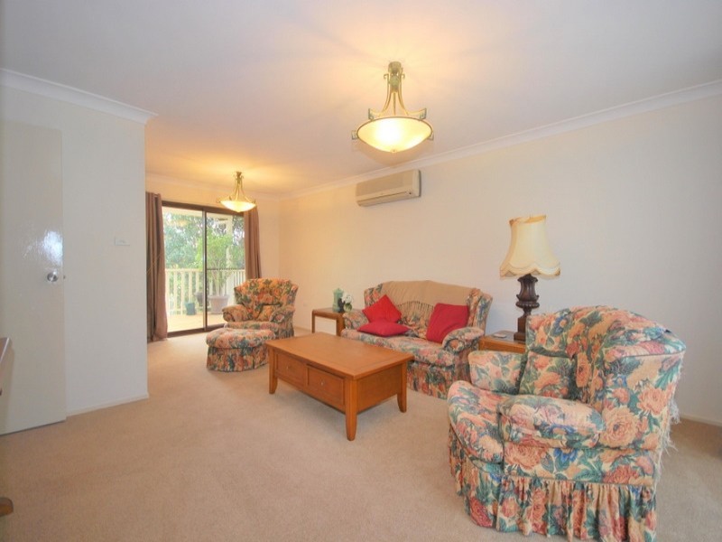 17 Craigend Street, Wyoming NSW 2250