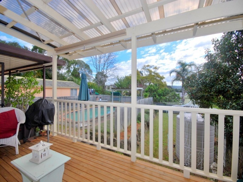 17 Craigend Street, Wyoming NSW 2250