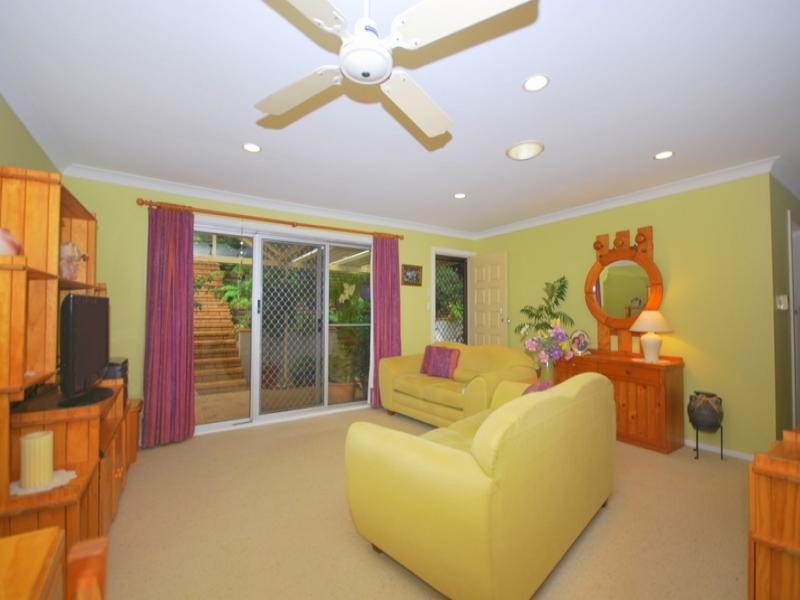 10 Nalkari Avenue, Wyoming NSW 2250