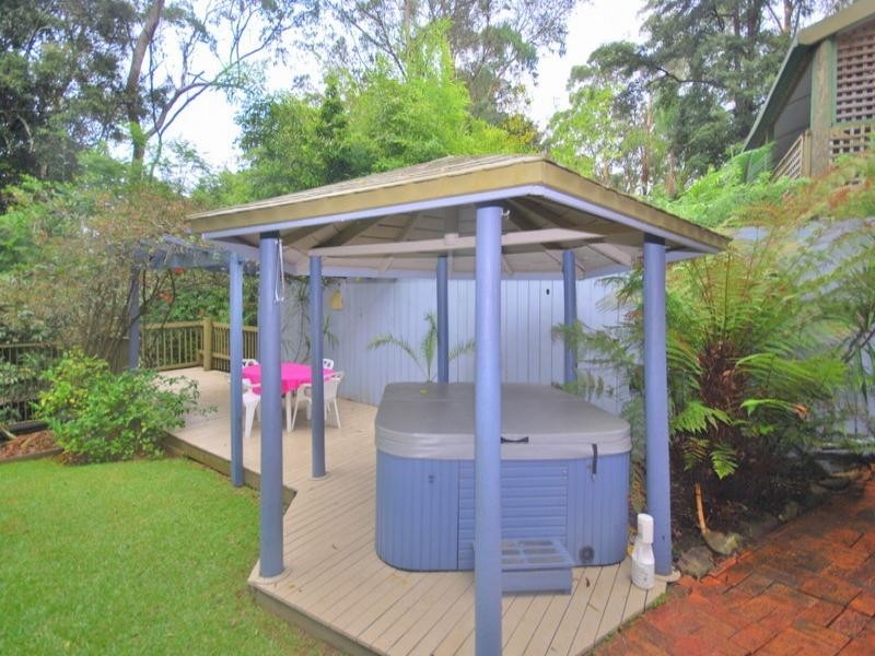 10 Nalkari Avenue, Wyoming NSW 2250