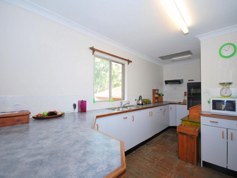 14 Malison Street, Wyoming NSW 2250