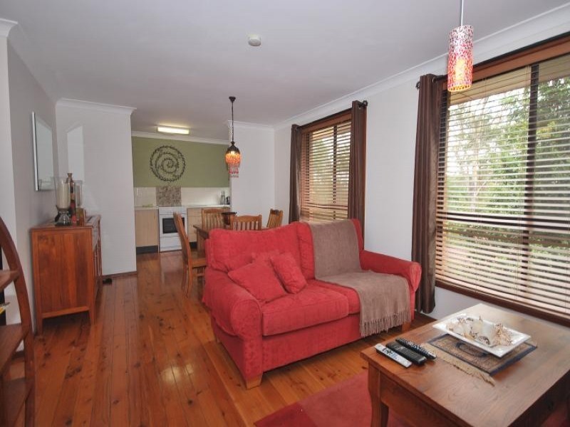 2/43 Rain Forest Road, Wyoming NSW 2250