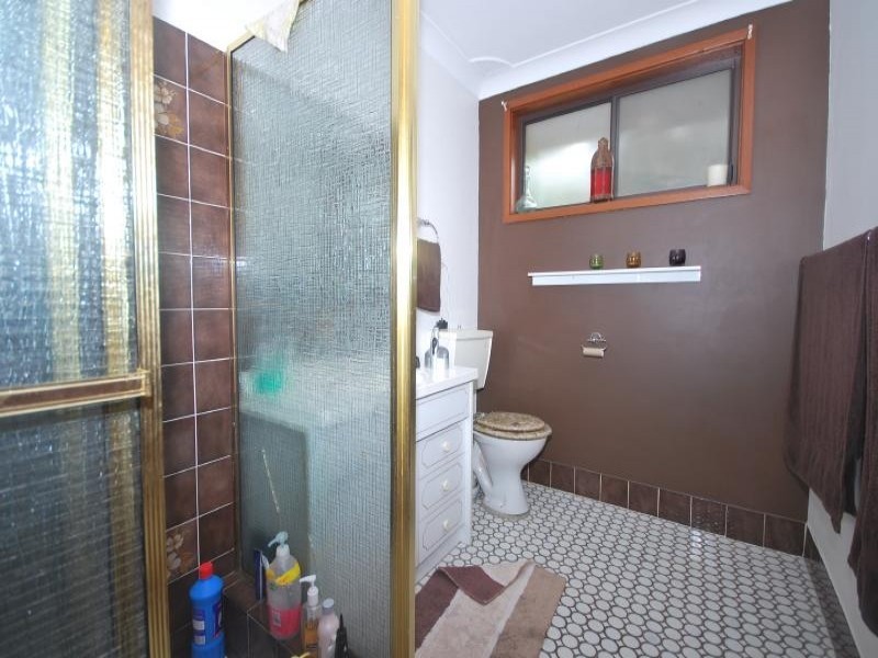 2/43 Rain Forest Road, Wyoming NSW 2250