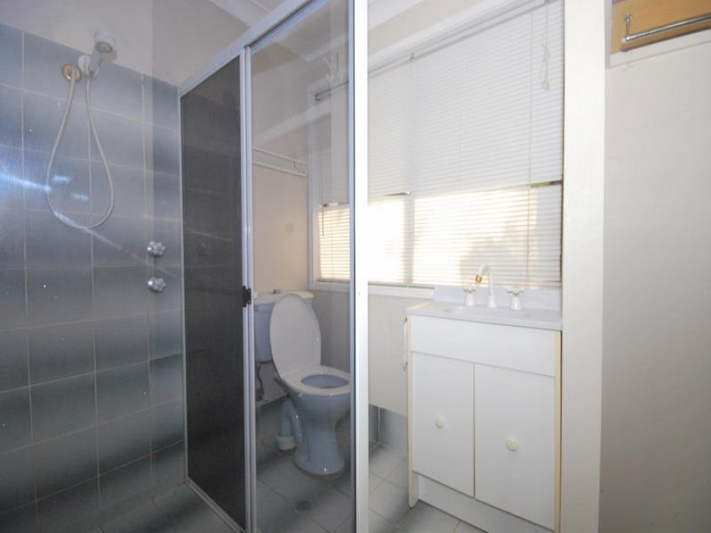 8 Barkala Street, Lisarow NSW 2250