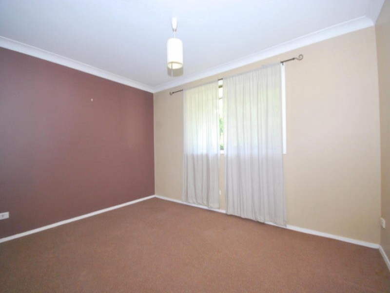 8 Barkala Street, Lisarow NSW 2250