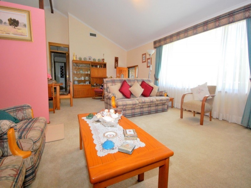 3 Rowena Road, Narara NSW 2250