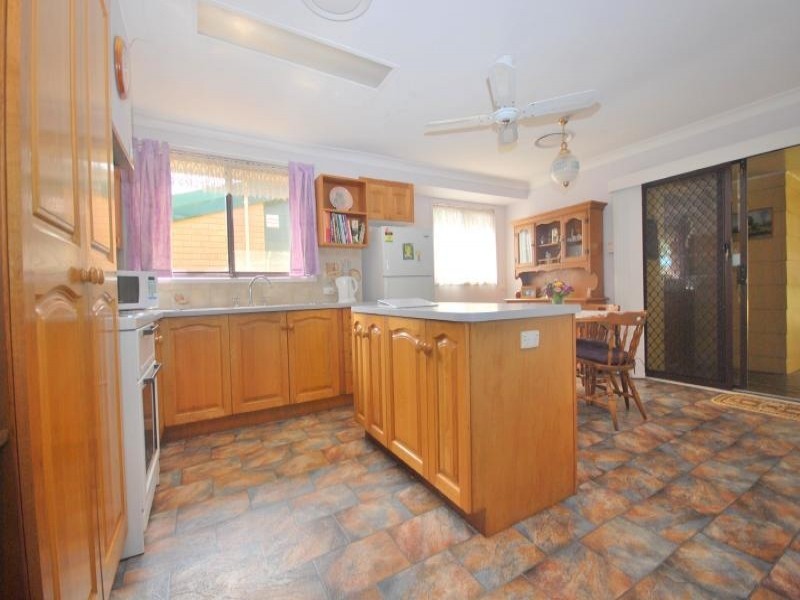 45 Beaumont Avenue, Wyoming NSW 2250