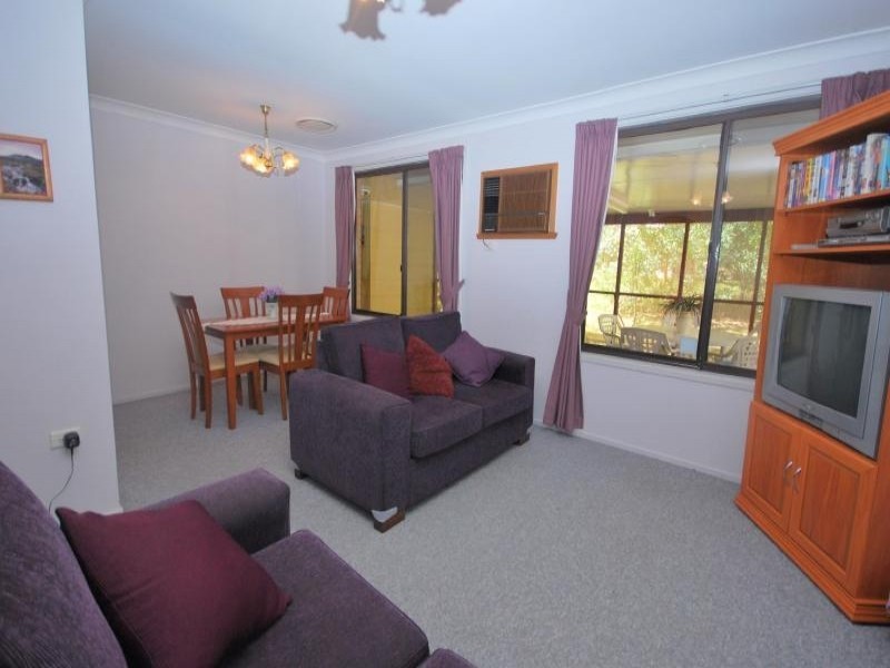 45 Beaumont Avenue, Wyoming NSW 2250