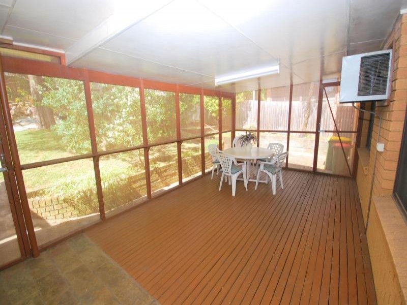 45 Beaumont Avenue, Wyoming NSW 2250