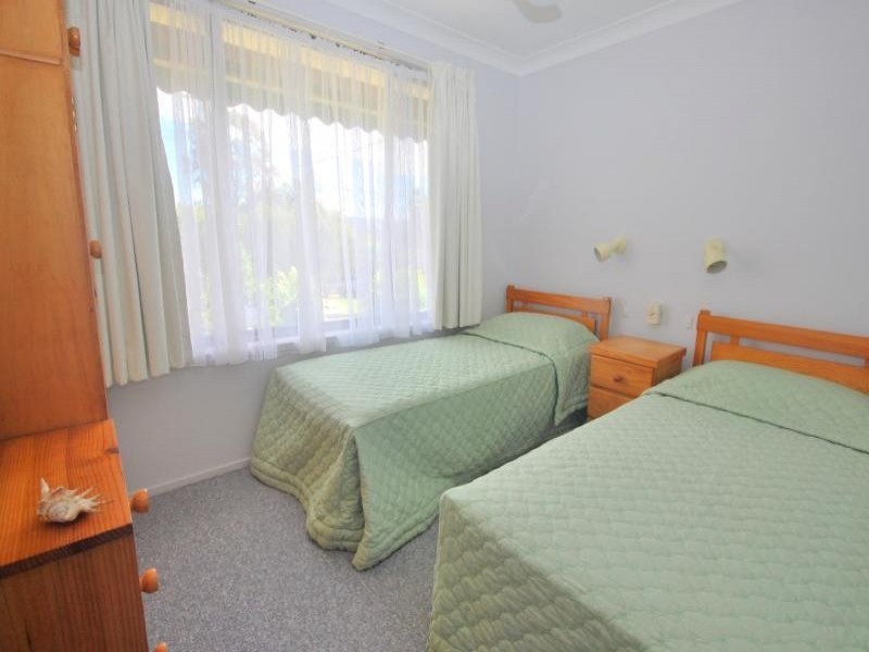 45 Beaumont Avenue, Wyoming NSW 2250