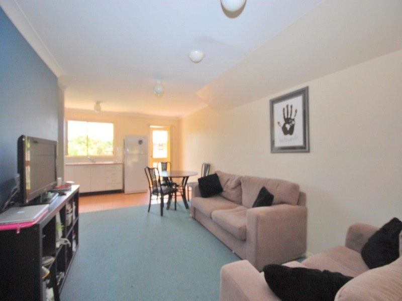 6/179 Gertrude Street, Gosford NSW 2250