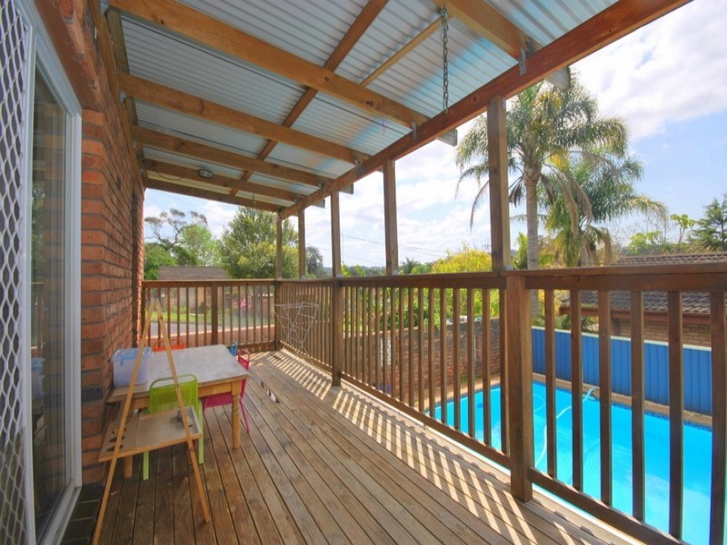 1 Rhonda Street, Wyoming NSW 2250