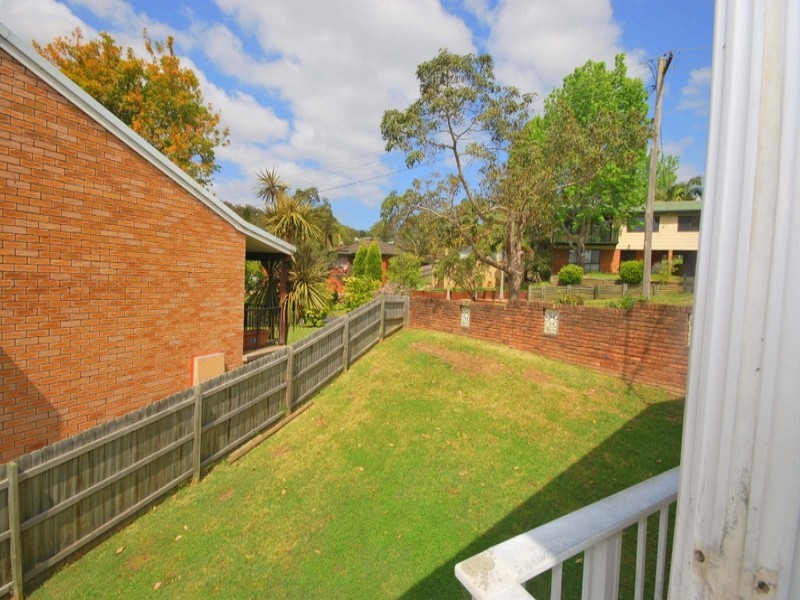 1 Rhonda Street, Wyoming NSW 2250