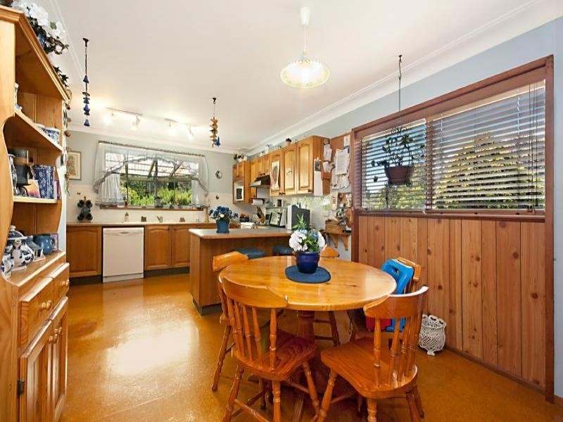 23 Dalton Street, Wyoming NSW 2250