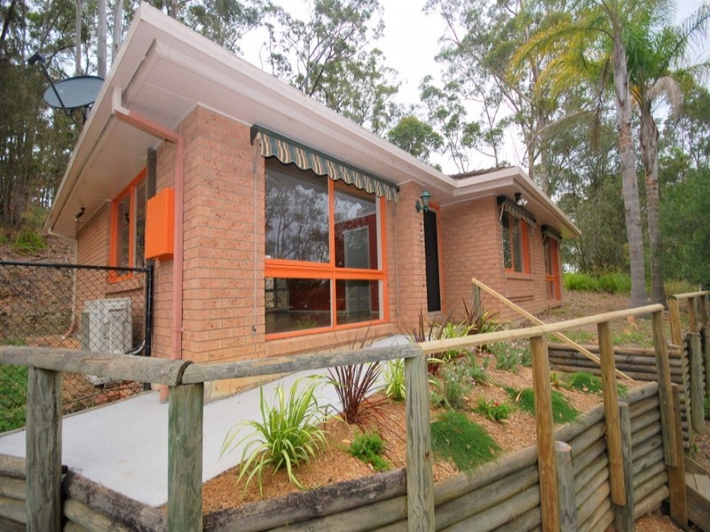 3 Calantha Drive, Wyoming NSW 2250