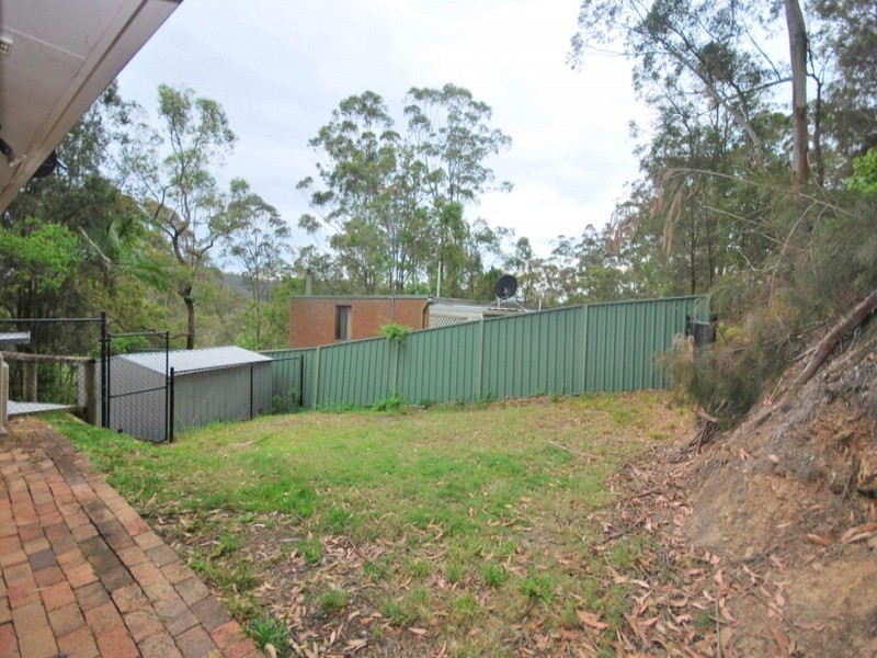 3 Calantha Drive, Wyoming NSW 2250