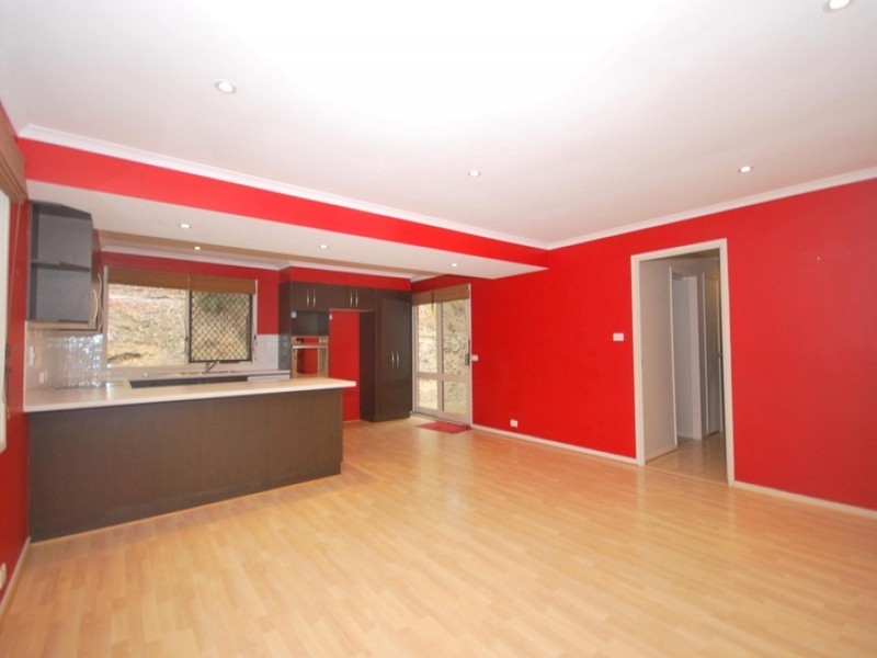 3 Calantha Drive, Wyoming NSW 2250