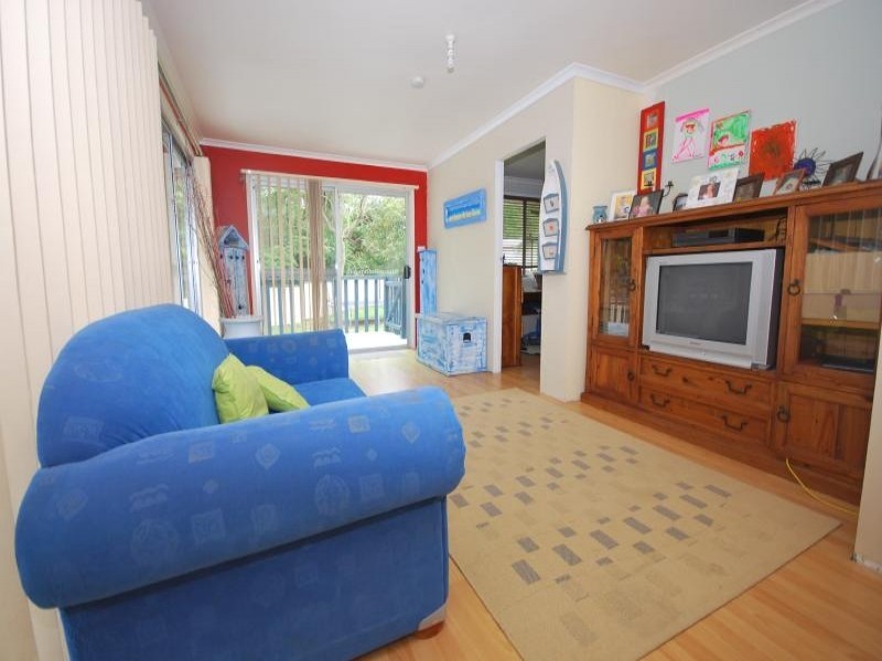 4 Tanunda Close, Narara NSW 2250