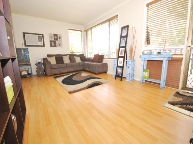 4 Tanunda Close, Narara NSW 2250