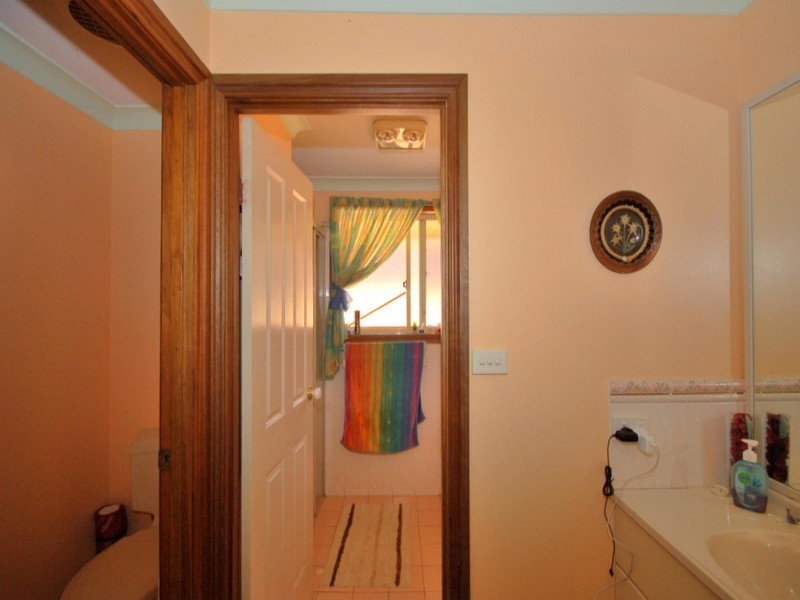 20 Walmsley Road, Ourimbah NSW 2258