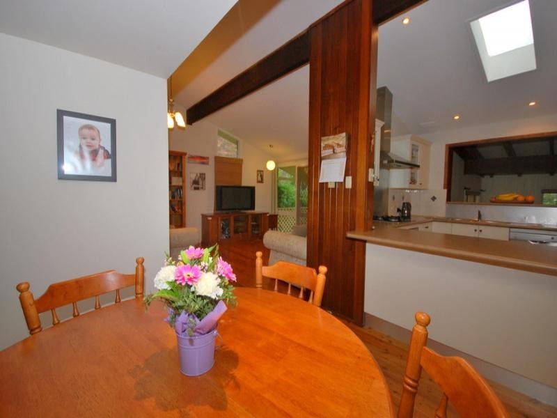 27 Elissa Crescent, Wyoming NSW 2250