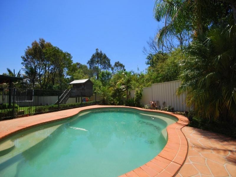 7 Brie Close, Lisarow NSW 2250