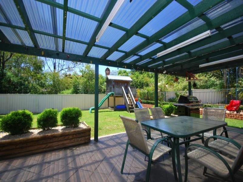 7 Brie Close, Lisarow NSW 2250