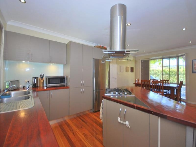 7 Brie Close, Lisarow NSW 2250