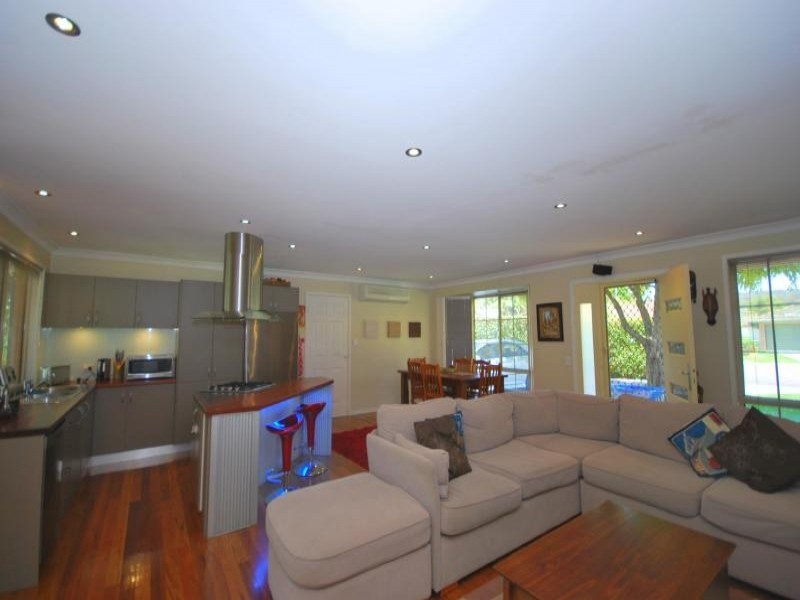 7 Brie Close, Lisarow NSW 2250