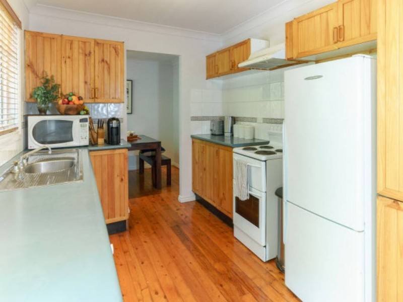 22 Nalkari Avenue, Wyoming NSW 2250