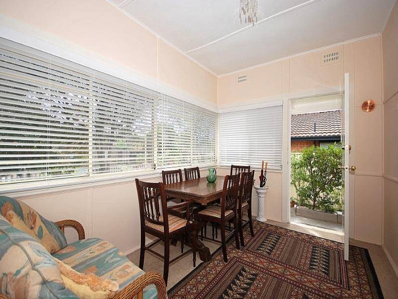 6/8 McLennan Street, Narara NSW 2250