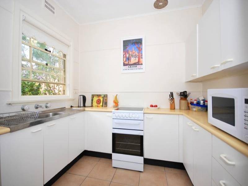 6/8 McLennan Street, Narara NSW 2250