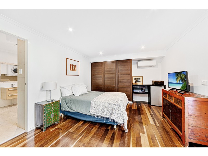 51 Crawford Crs, Wyoming NSW 2250