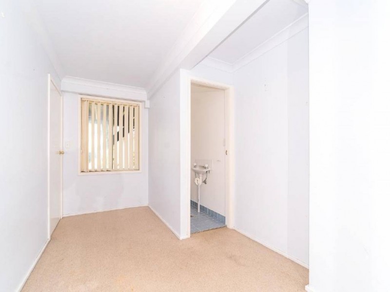 16 Macgregor Street, Wyoming NSW 2250