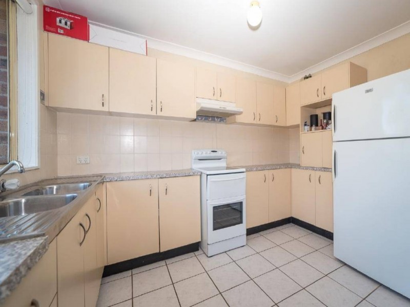 16 Macgregor Street, Wyoming NSW 2250