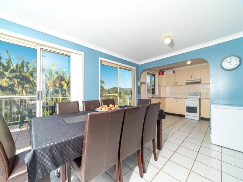 16 Macgregor Street, Wyoming NSW 2250