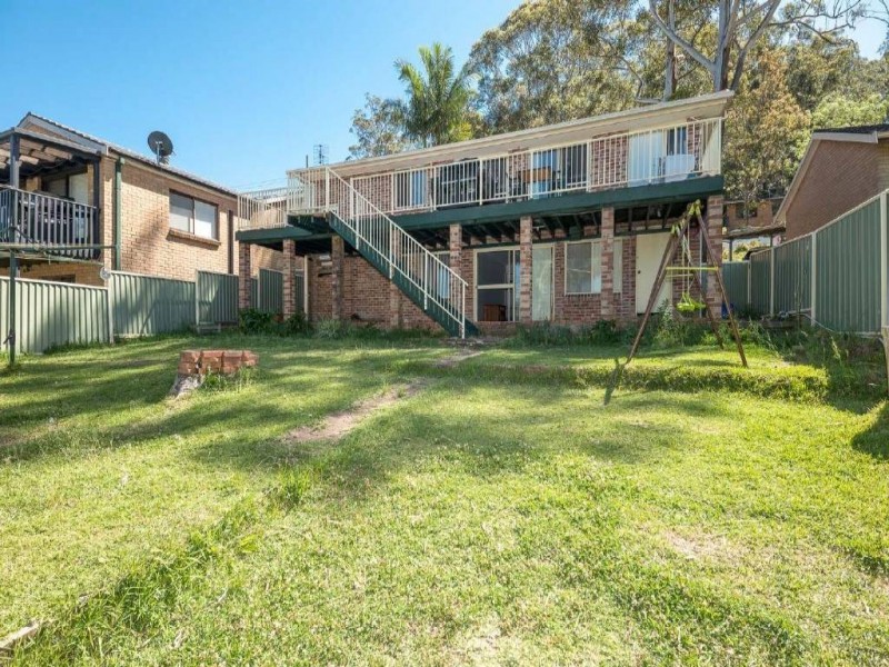 16 Macgregor Street, Wyoming NSW 2250