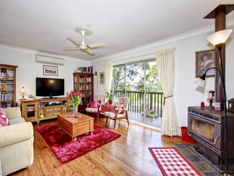 3 Carina Close, Wyoming NSW 2250
