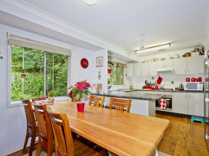 3 Carina Close, Wyoming NSW 2250