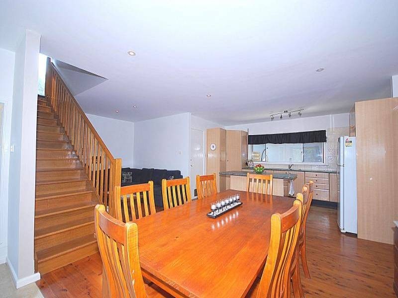 47 Orange Parade, Wyoming NSW 2250