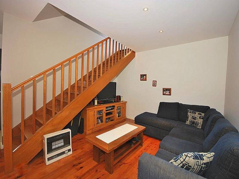 47 Orange Parade, Wyoming NSW 2250