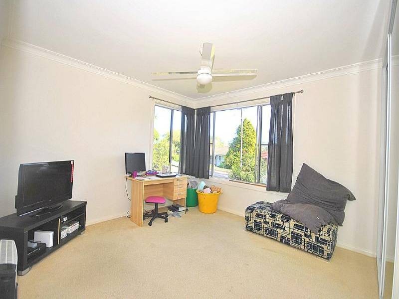 47 Orange Parade, Wyoming NSW 2250