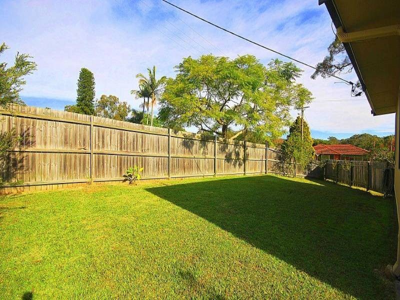 47 Orange Parade, Wyoming NSW 2250