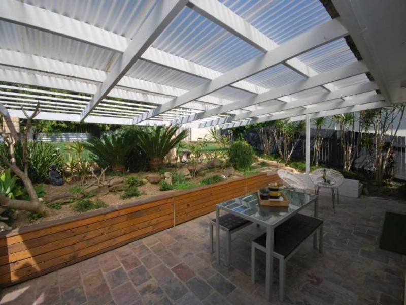 34 Maple Street, Wyoming NSW 2250